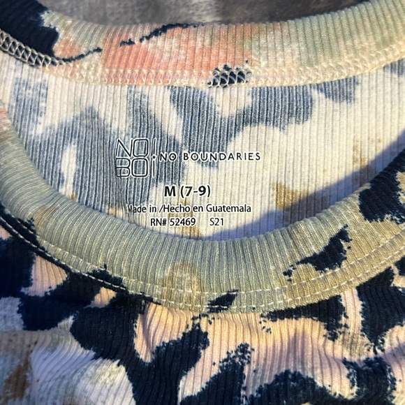 NWT No Boundaries splatter long sleeves shirt size medium, A14 - Picture 2 of 2